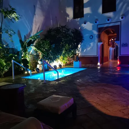 Hotel Hospederia Banos Arabes De Dos 2*